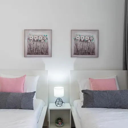 Aziza 1- Bedroom In Apartamento