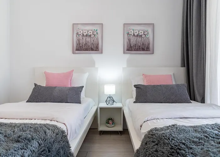 Aziza 1- Bedroom In Apartamento