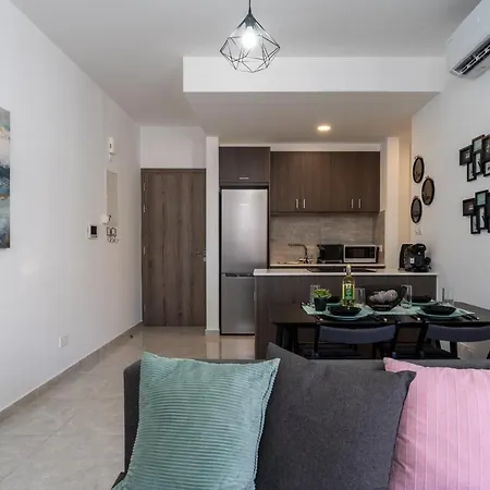 Aziza 1- Bedroom In